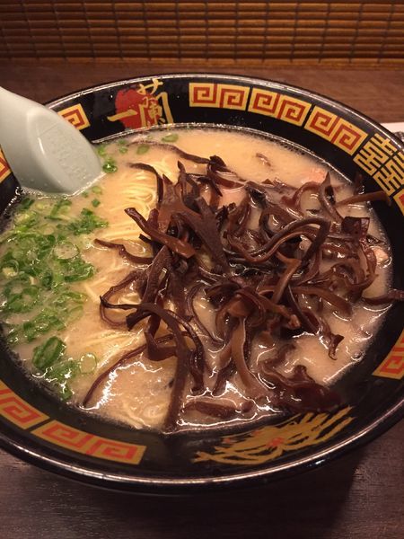 「ラーメン＋キクラゲ」@一蘭 吉祥寺店の写真