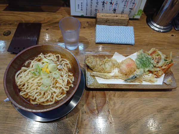 「冬限定 らうどん六代目リマスター大、別皿 900円」@中華そば ひらこ屋 㐂ぼしの写真