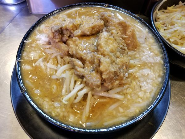 「濃厚味噌タンメン+もやし増し(880円)」@波風タテヲの写真