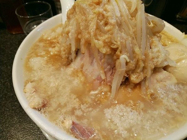 「正油ラーメン（豚2枚）＋味付煮玉子」@らうめん さぶ郎の写真