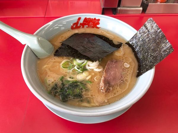 「醤油ラーメン」@山岡家 郡山店の写真