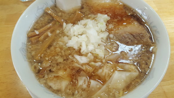 「ラーメン＋ワンタン」@前足ラーメン かくれがの写真