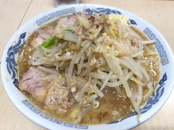 「ミニラーメン 野菜少なめ」@ラーメン二郎 京成大久保店の写真