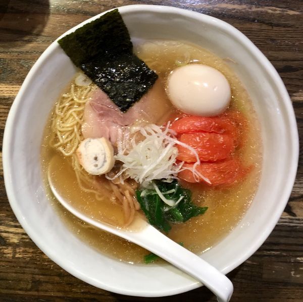 「塩ラーメン＋塩味玉＋焼きトマト」@RAMEN CiQUEの写真