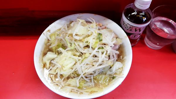 「小豚 麺少なめ 700円」@ラーメン二郎 三田本店の写真