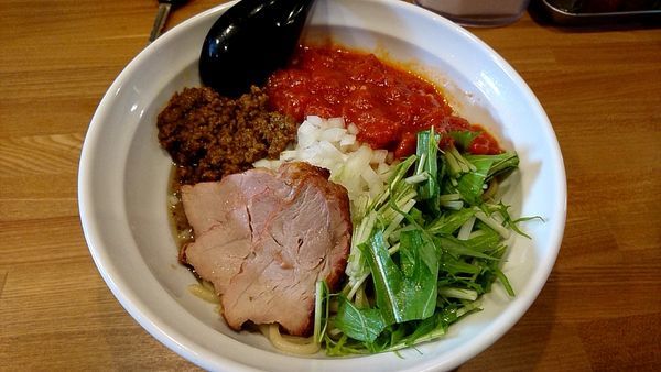 「トマカレまぜそば　800円」@つけめん・まぜそば むじゃきの写真