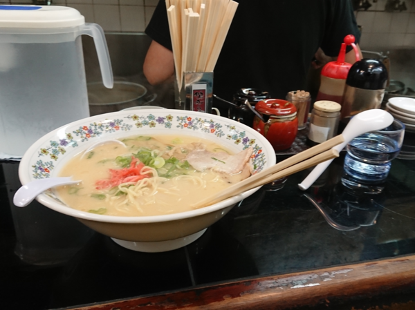 「博多ラーメン」@鴨町らーめんの写真