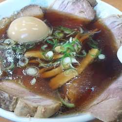 チャーシュー麺￥９５０+味玉￥１００+餃子￥３００