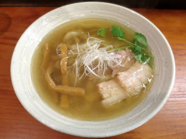 「塩らーめん ７８０円」@純手打ち 麺と未来の写真