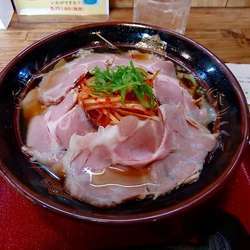 ねぎ醤油炭火焼きチャーシュー麺970円太麺