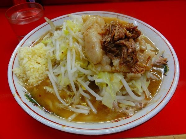 「ラーメン小750円野菜少な目/ニンニク/脂」@ラーメン二郎 松戸駅前店の写真