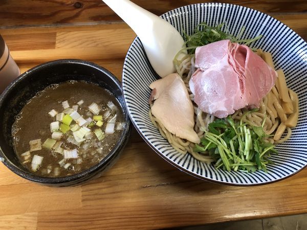 「【限定】煮干しつけ麺濃いめ」@中華そば よしかわの写真
