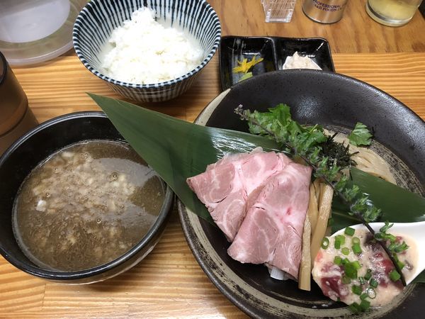 「【限定】豪華濃厚マグロつけそば【冬】」@中華そば よしかわの写真