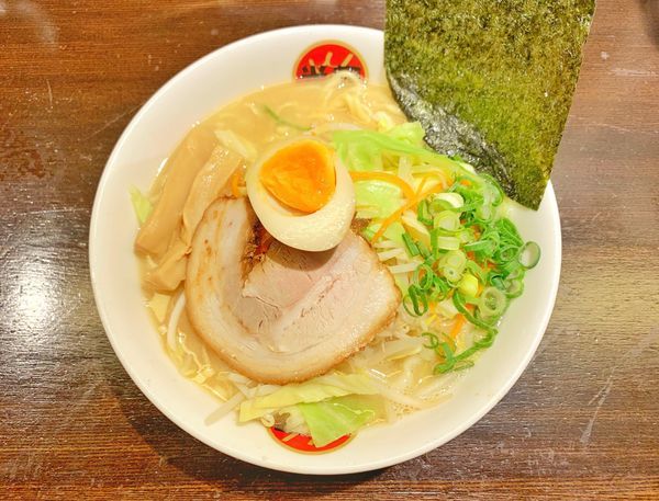「野菜とんこつラーメン」@光麺 恵比寿店の写真