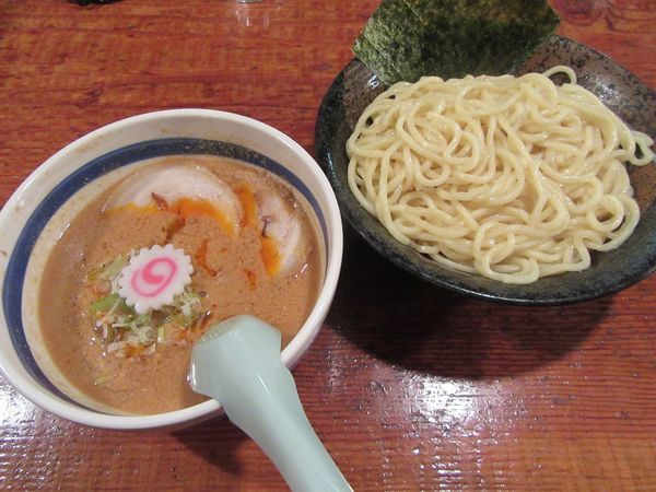 「ごまつけ麺（８５０円）＋チャーシュー３００円」@常勝軒 かすみがうら店の写真