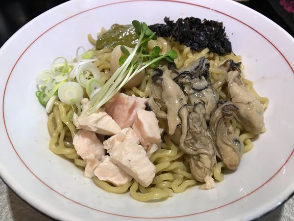 「【限定】カキ醤油まぜそば  大盛  980円」@らー神 心温の写真