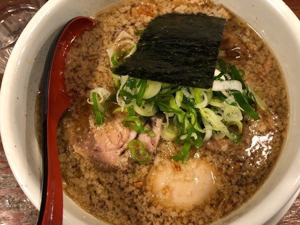 「中華そば 芳香醤油＋味玉＋チャーシュー」@拉麺 じゃかじゃかの写真