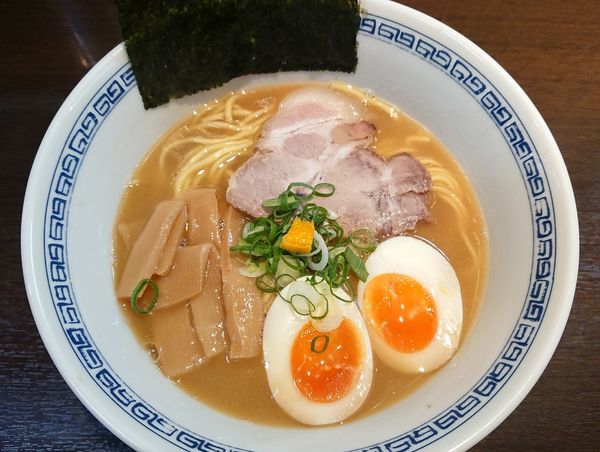 「味玉らーめん」@らーめん はやしの写真