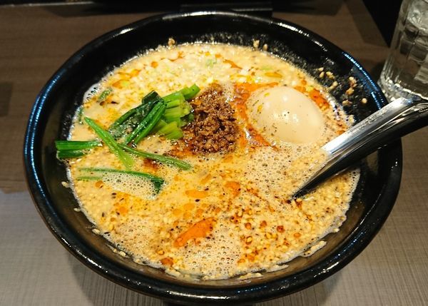 「担々麺+味玉子(920円)」@中華ひろとの写真