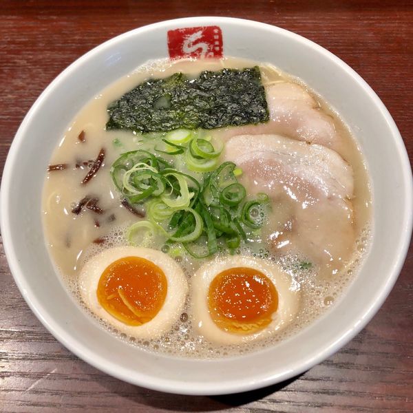 「すっぴん味玉ラーメン (750円)」@清陽軒 本店の写真