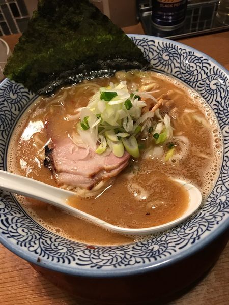 「サンマ白湯ラーメン+サンマ塩ダレTKG」@秋刀魚中華そば 生粋の写真
