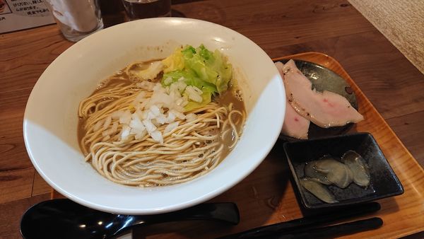 「濃厚煮干ラーメン 和え玉」@ラーメン 裏健やかの写真