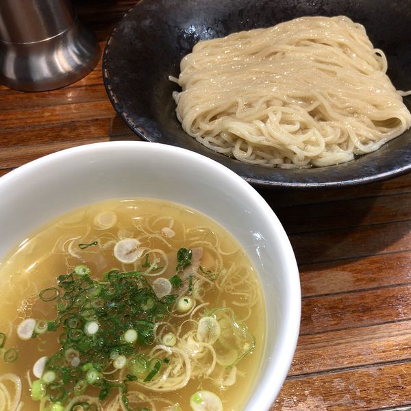 「しおつけ麺」@町田汁場 しおらーめん進化 町田駅前店の写真