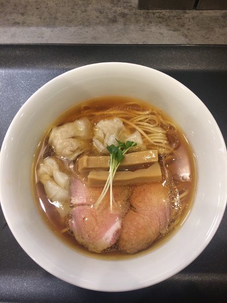 「鶏そば ワンタン」@らぁ麺 やまぐちの写真