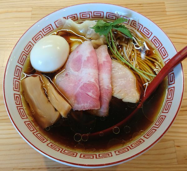 「(松)特級中華そば 醤油」@自家製麺 くろ松の写真
