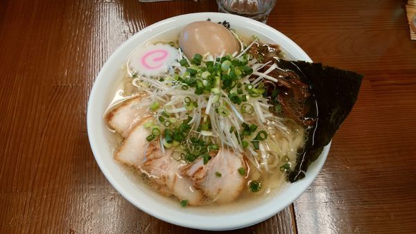 「味玉生姜らーめん(平打ち麺、大盛無料)¥880-」@中華そば 馥の写真