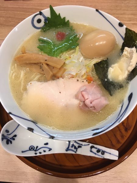 「鯛 白湯らーめん 塩」@麺や 空月の写真