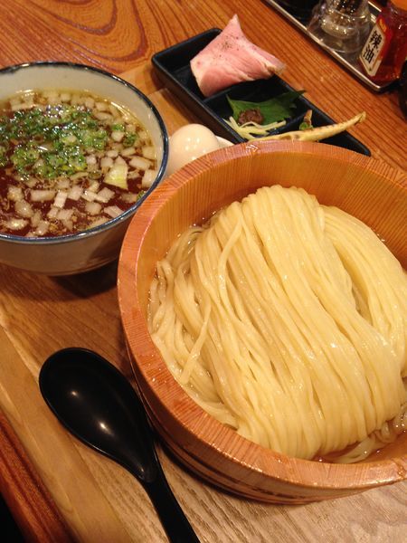 「塩つけ麺 大盛 980円 味玉」@つけ麺 たつ屋の写真