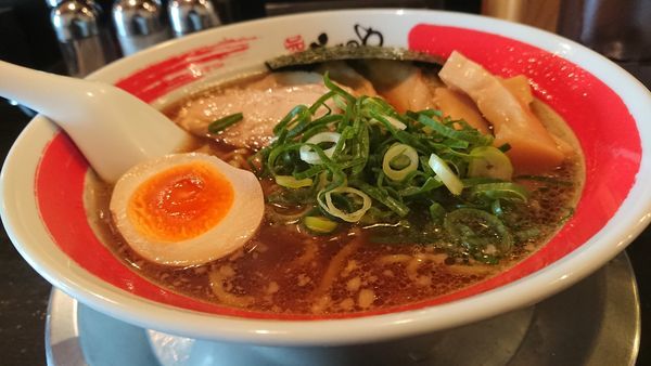 「甘露醤油らーめん」@元家うめのや 坂戸にっさい本店の写真