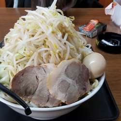 YOSHIラーメン、味玉