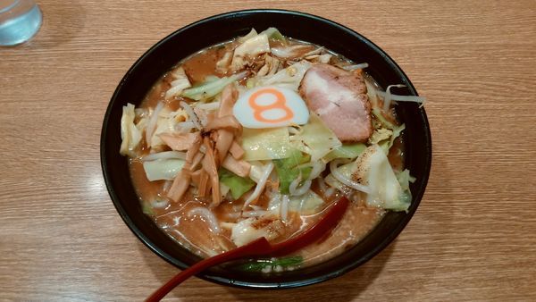 「野菜こく旨らーめん¥745-」@8番らーめん 金沢駅店の写真