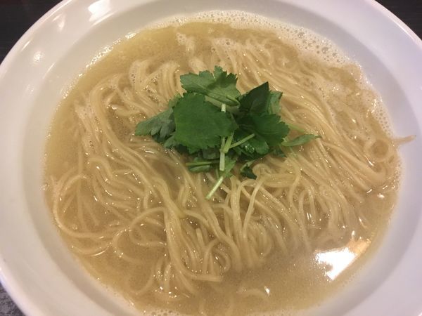 「ふぐそば＋烏賊ワタの和え玉」@灰汁中華 丿貫 福富町本店の写真