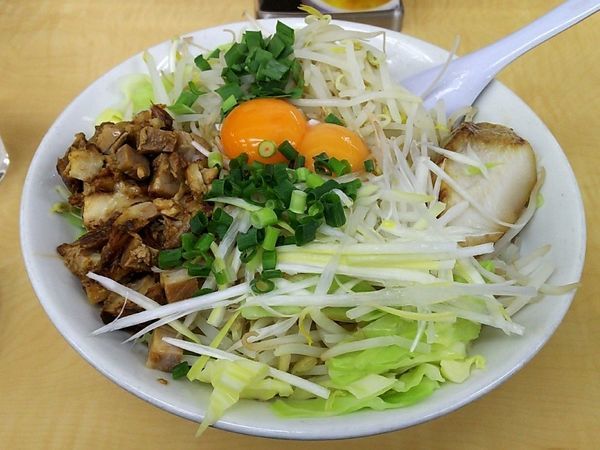 「ぎ郎特汁なし」@ら〜めんぎょうてん屋GOLD 東名厚木店の写真