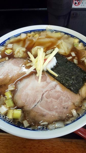 「ワンタン麺 並」@中華そば 亀喜屋の写真