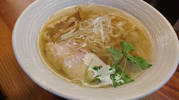 「塩ラーメン、大盛」@純手打ち 麺と未来の写真