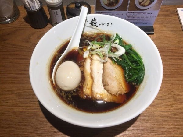 「味玉チャーシュー醤油らーめん」@らーめん藪づかの写真