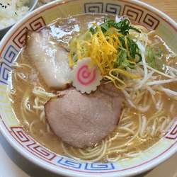 中華そば 大  メンチカツ定食