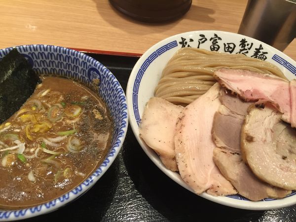 「濃厚つけ麺チャーシュー大盛」@松戸富田製麺 ららぽーとTOKYO-BAY店の写真