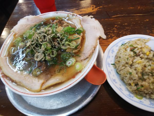 「Bラーメン+半チャーハン 940円」@神戸ラーメン 第一旭 元町本店の写真