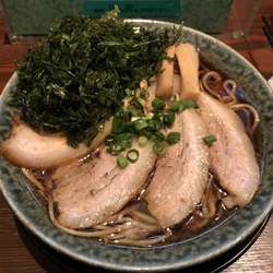 古式醤油ラーメン