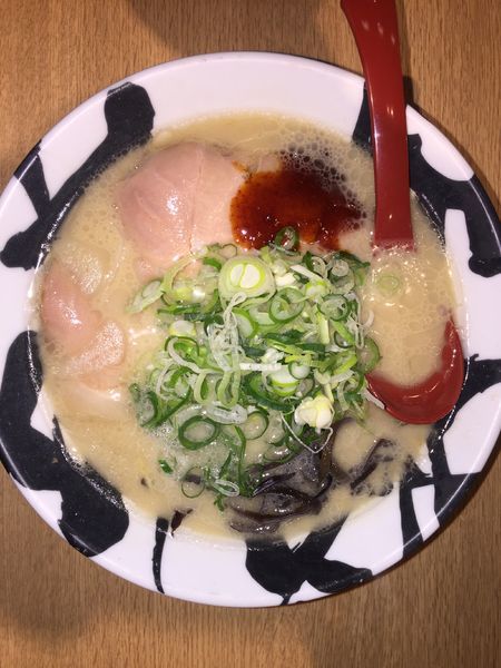 「白賀正」@豚骨ラーメン 賀正軒 武庫之荘店の写真