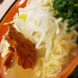 海老ワンタン麺