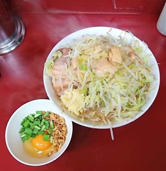 「豚入りラーメン」@ラーメン二郎 相模大野店の写真