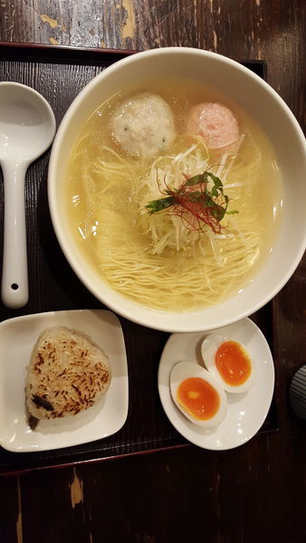 「ラーメン、おにぎり、味玉」@麺屋 海神の写真
