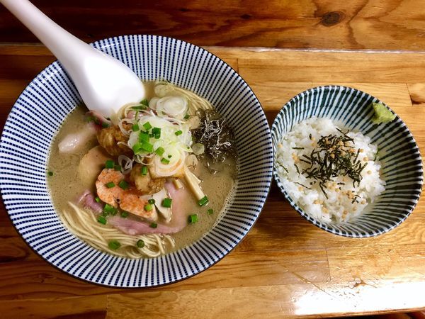 「【限定】鮟鱇らーめん ￥880＋ライス￥100」@中華そば よしかわの写真