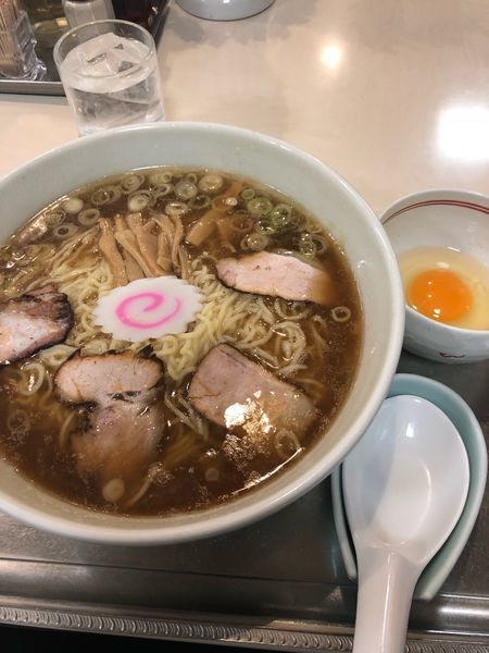 「中華そば1130円 卵50円」@永福町大勝軒の写真